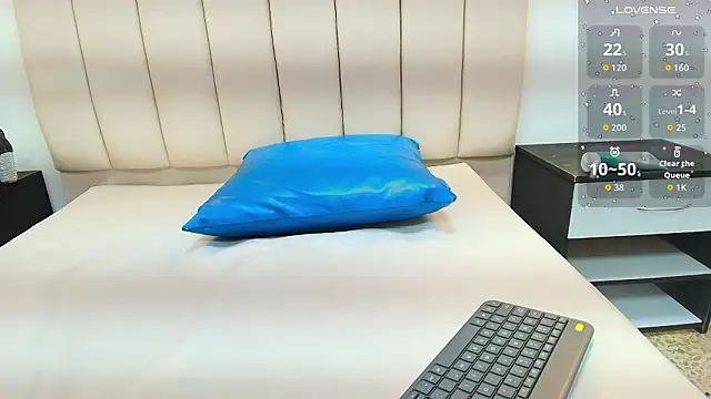 agatha fit online show from January 2026 07:11:01 PM