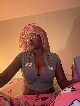 Snapshot of Sweet-Jade chatting on December 2025 09:07:01 AM Sweet-Jade online show from December 2025 09:07:01 AM