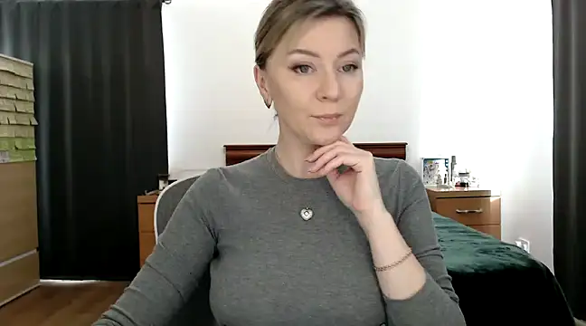 ParadiseAlina online show from February 2025 12:25:02 PM