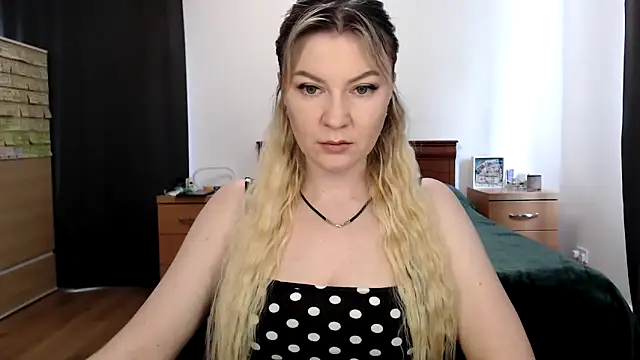 ParadiseAlina online show from September 2025 01:25:02 PM