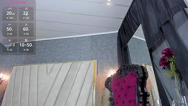 Snapshot of AlyssAlvarado chatting on October 2025 09:02:01 PM AlyssAlvarado online show from October 2025 09:02:01 PM