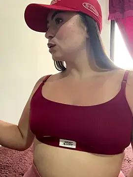 Amelia laurent online show from January 2026 08:00:01 PM