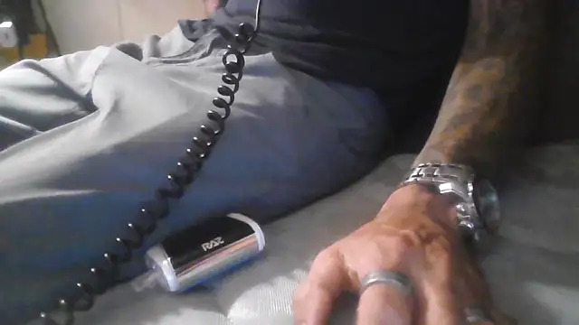 Snapshot of crassanova chatting on October 2025 07:20:01 PM crassanova online show from October 2025 07:20:01 PM