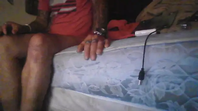 Snapshot of crassanova chatting on December 2025 11:30:02 AM crassanova online show from December 2025 11:30:02 AM