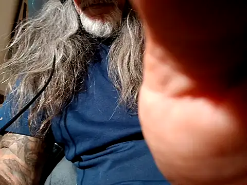 Snapshot of crassanova chatting on December 2025 12:37:02 AM crassanova online show from December 2025 12:37:02 AM