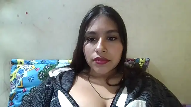 Snapshot of zairabreze chatting on November 2025 06:19:02 PM zairabreze online show from November 2025 06:19:02 PM