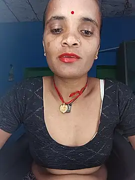 Hotwera online show from October 2025 07:17:01 AM