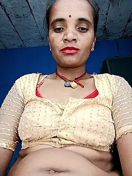 Hotwera online show from October 2025 09:03:02 PM