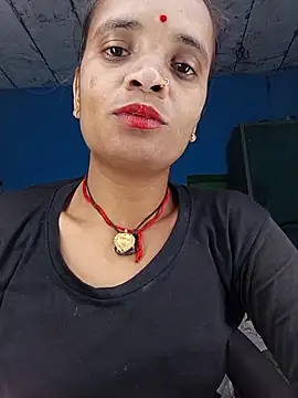 Hotwera online show from October 2025 06:41:01 PM