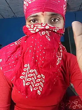 Hotwera online show from October 2025 10:44:01 PM