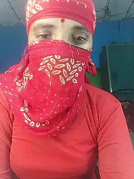 Hotwera online show from October 2025 10:10:01 PM