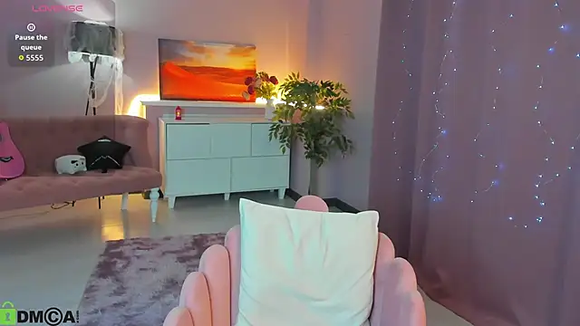 Snapshot of CherryLexi_ chatting on December 2025 03:45:02 AM CherryLexi online show from December 2025 03:45:02 AM