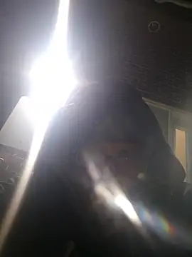 Eyelisss online show from December 2025 04:17:02 AM