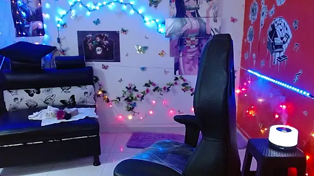 Snapshot of carol_20 chatting on January 2025 07:31:02 AM carol 20 online show from January 2025 07:31:02 AM