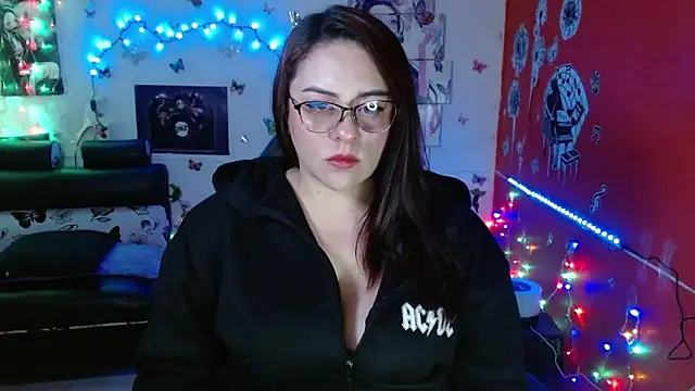 Snapshot of carol_20 chatting on February 2025 04:12:02 AM carol 20 online show from February 2025 04:12:02 AM