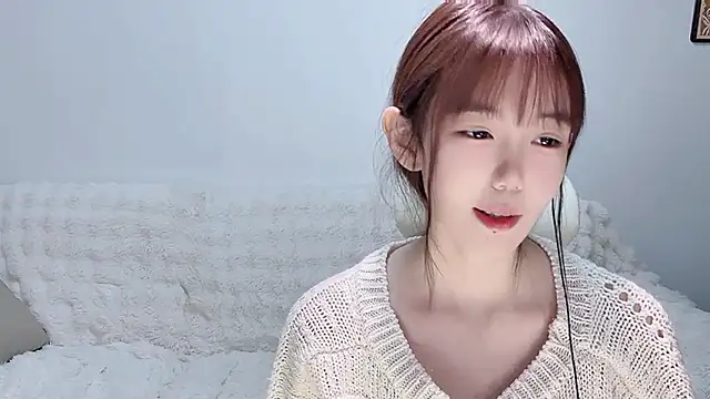 Xiao-runbao online show from December 2025 05:10:02 PM