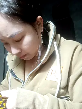 suki-lady online show from November 2025 05:18:02 AM