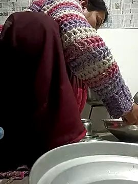 Snapshot of monu_bhabi chatting on February 2026 01:02:01 AM monu bhabi online show from February 2026 01:02:01 AM