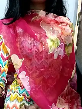 Daizy Shah online show from November 2025 05:11:01 PM