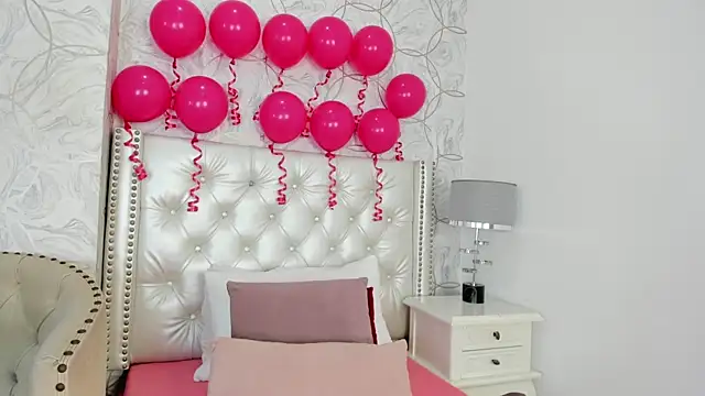 Snapshot of amara_rousse chatting on November 2025 11:52:02 AM amara rousse online show from November 2025 11:52:02 AM