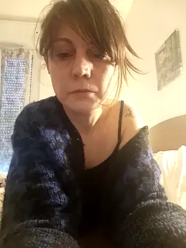 Nikita2406 online show from February 2026 04:00:02 PM