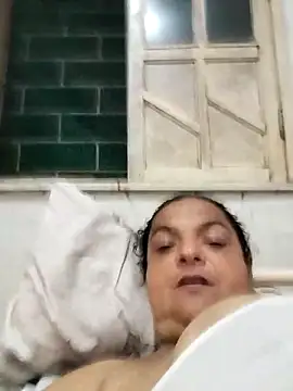 Snapshot of Vydinha chatting on November 2025 03:16:01 AM Vydinha online show from November 2025 03:16:01 AM