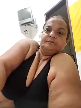 Snapshot of Vydinha chatting on November 2025 01:15:01 AM Vydinha online show from November 2025 01:15:01 AM