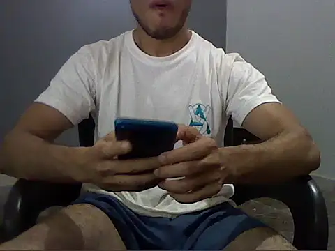 Snapshot of ahmedluxor1 chatting on October 2025 11:48:01 PM ahmedluxor1 online show from October 2025 11:48:01 PM