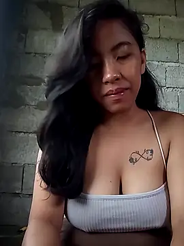 Snapshot of Yapsyxx chatting on November 2025 11:49:02 PM Yapsyxx online show from November 2025 11:49:02 PM