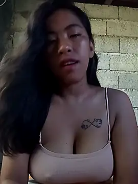 Snapshot of Yapsyxx chatting on November 2025 12:02:01 AM Yapsyxx online show from November 2025 12:02:01 AM