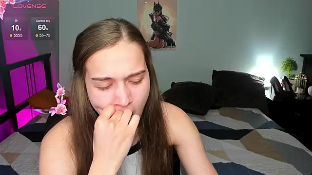 Alisa  Kelly online show from November 2025 02:12:02 AM