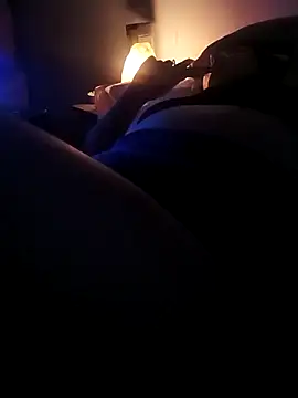 Snapshot of renata111111 chatting on October 2025 10:51:02 PM renata111111 online show from October 2025 10:51:02 PM