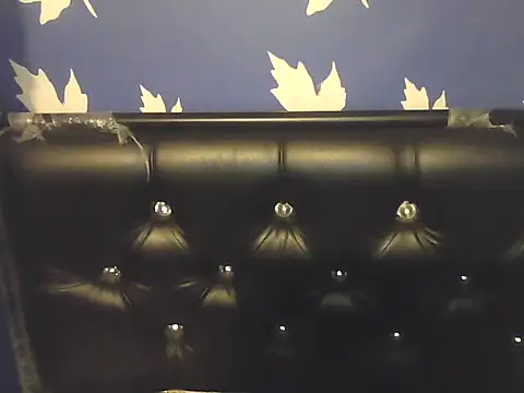 SoftButDeadly0 online show from December 2025 05:10:02 PM