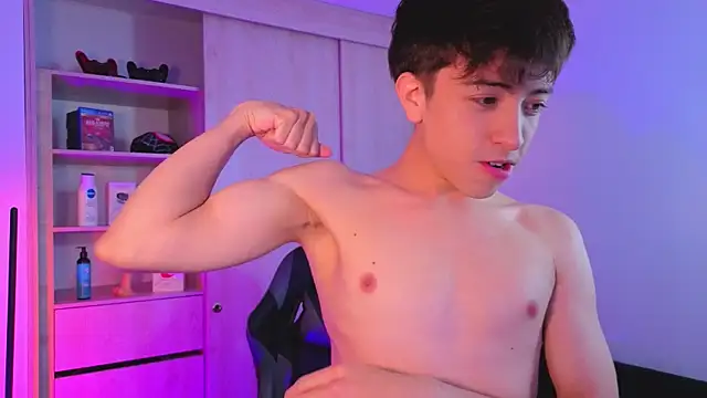 onlinenico online show from September 2025 08:10:01 PM