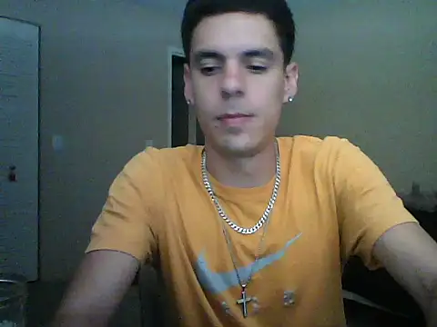 Snapshot of latinosatiro94 chatting on September 2025 12:21:01 AM latinosatiro94 online show from September 2025 12:21:01 AM