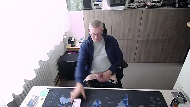 Snapshot of randyandy67 chatting on November 2025 11:53:02 AM randyandy67 online show from November 2025 11:53:02 AM