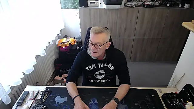 randyandy67 online show from December 2025 12:00:02 PM