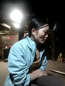 ngan-cute online show from October 2025 04:02:02 AM