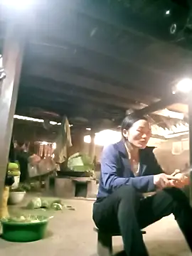 ngan-cute online show from November 2025 04:12:02 AM