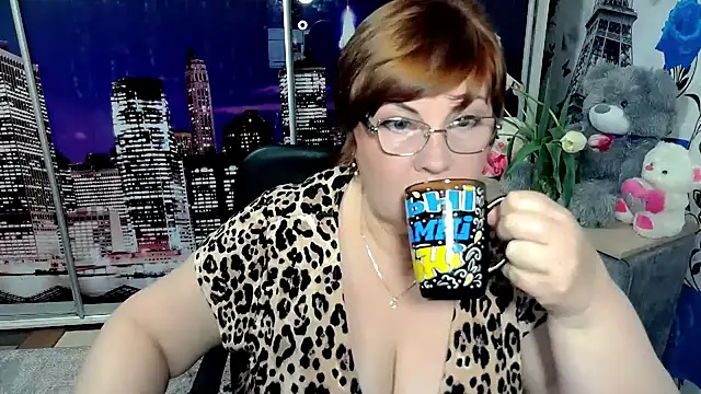 Bela Lana  online show from May 2026 06:05:02 PM