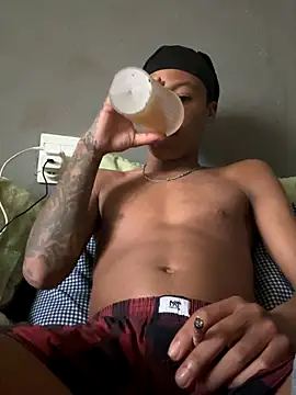 Snapshot of Tookey012 chatting on November 2025 08:25:01 AM Tookey012 online show from November 2025 08:25:01 AM