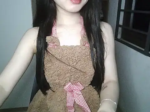 Annabelle-e online show from October 2025 06:37:01 PM