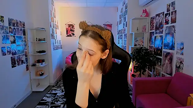 JenniferKiim online show from March 2026 02:01:01 PM