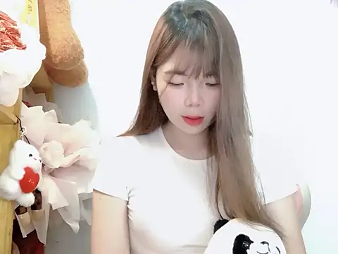 Snapshot of Pony898 chatting on October 2025 01:47:01 AM Pony898 online show from October 2025 01:47:01 AM