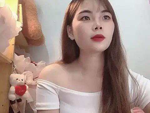 Snapshot of Pony898 chatting on November 2025 04:28:01 PM Pony898 online show from November 2025 04:28:01 PM