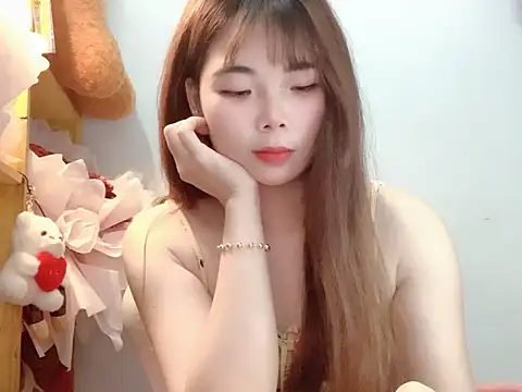 Snapshot of Pony898 chatting on November 2025 03:22:01 PM Pony898 online show from November 2025 03:22:01 PM