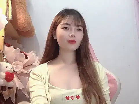 Snapshot of Pony898 chatting on December 2025 02:48:01 PM Pony898 online show from December 2025 02:48:01 PM