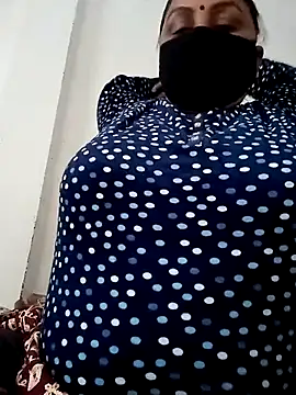 Snapshot of Rakhi_sawant143 chatting on November 2025 02:11:01 AM Rakhi sawant143 online show from November 2025 02:11:01 AM