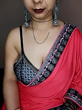 Snapshot of Oh_011 chatting on October 2025 04:02:02 PM Oh 011 online show from October 2025 04:02:02 PM