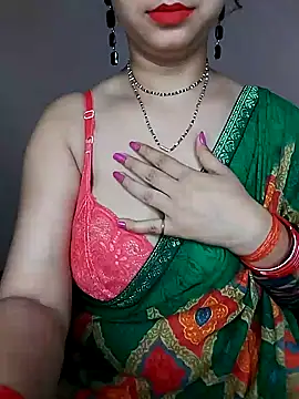 Snapshot of Oh_011 chatting on November 2025 02:28:01 PM Oh 011 online show from November 2025 02:28:01 PM